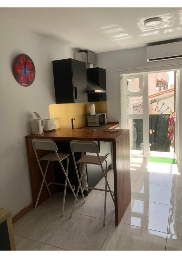 Torremolinos, Bonito Apartamento Studio La Carihuelaアパートメント エクステリア 写真